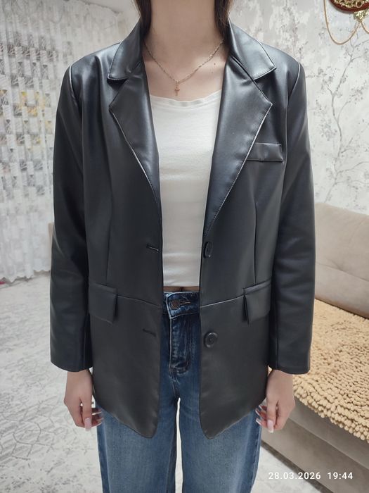 Продам пиджак экокожа