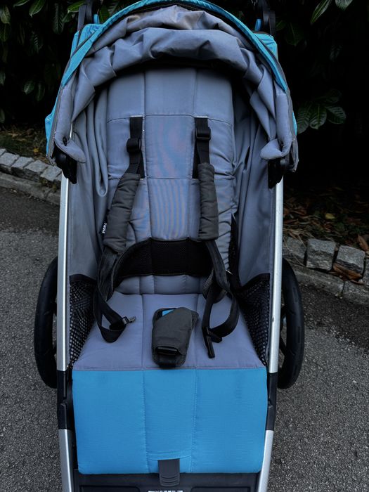 Продавам бебешка количка Thule Urban Glide 2