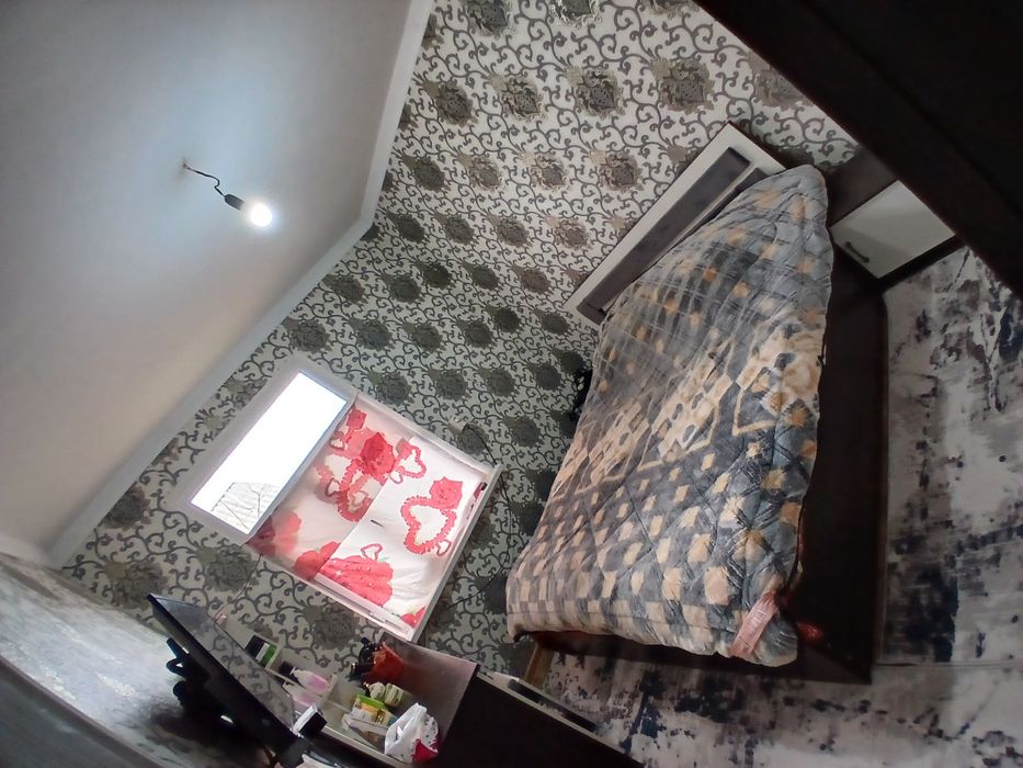 Uy sotiladi azadbawda