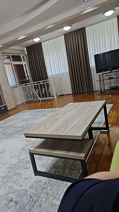 аренда 3х комнатной кв за Буз Базаром метро Горького