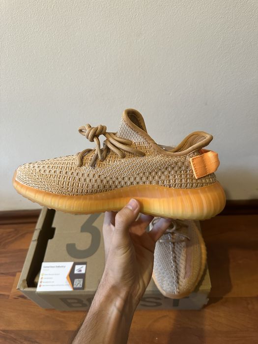 Adidas Yeezy Boost 350 V2 Clay