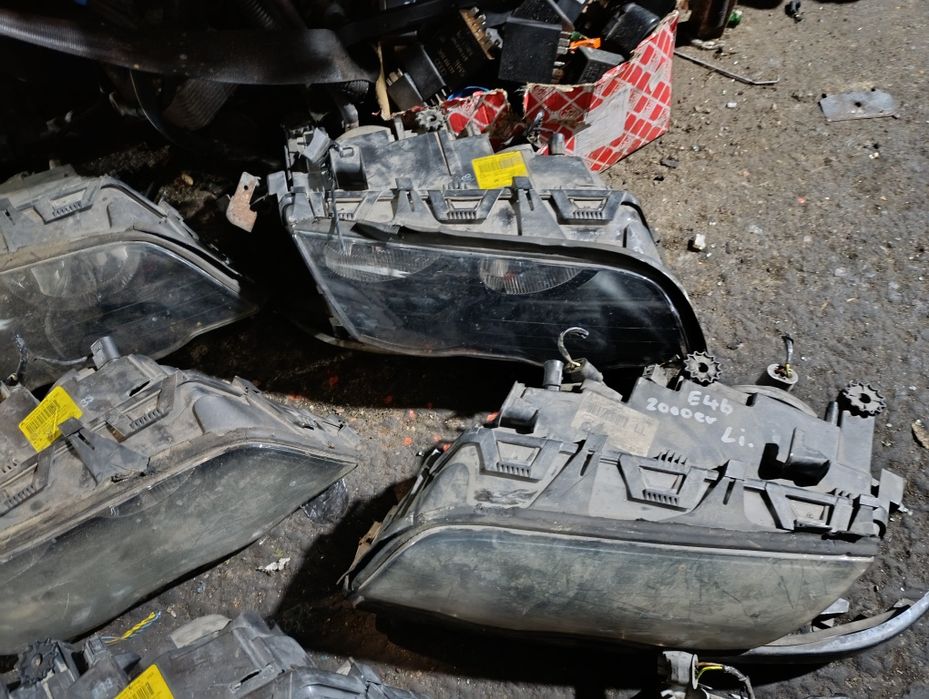 Фары на BMW E46 сломаны крепления