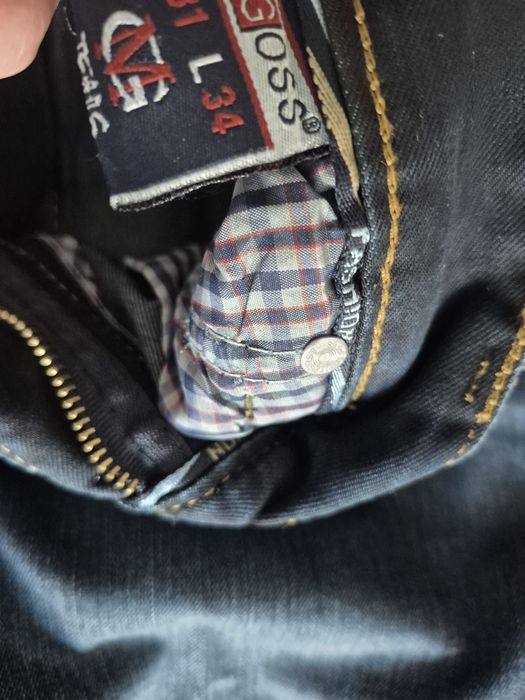 Продаются джинсы