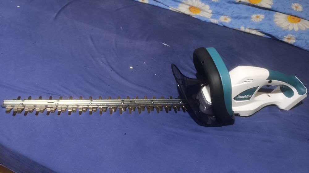 Храсторез Makita