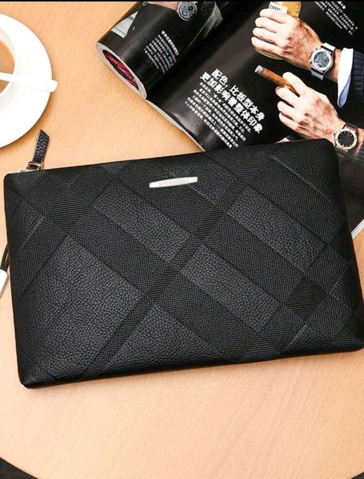 ЧИСТО  НОВА мъжка бизнес чанта!