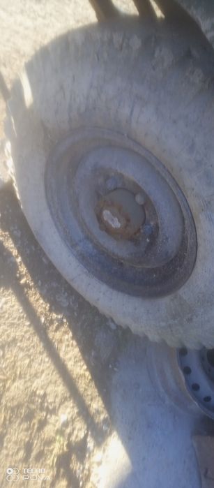 Uazik sotiladi srochni