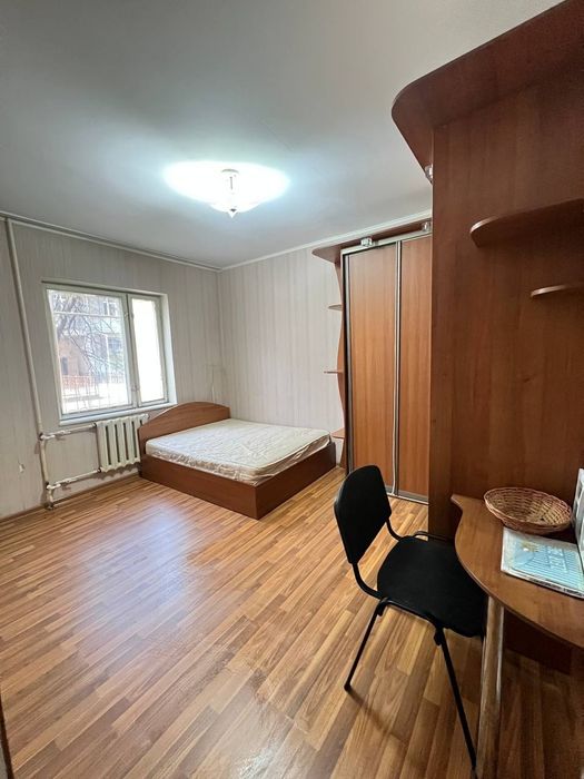 Кибрай сентирида жойлашган 3 хоналик квартира ижарага берилади