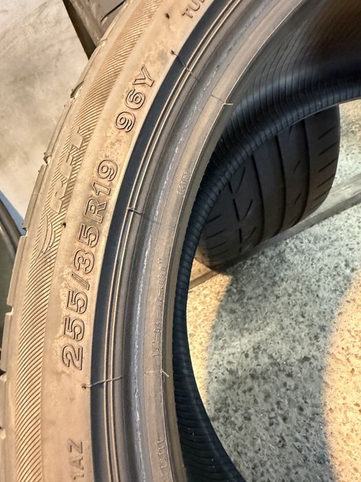 Гуми 255/35/19 и 225/40/19 BRIDGESTONE Potenza