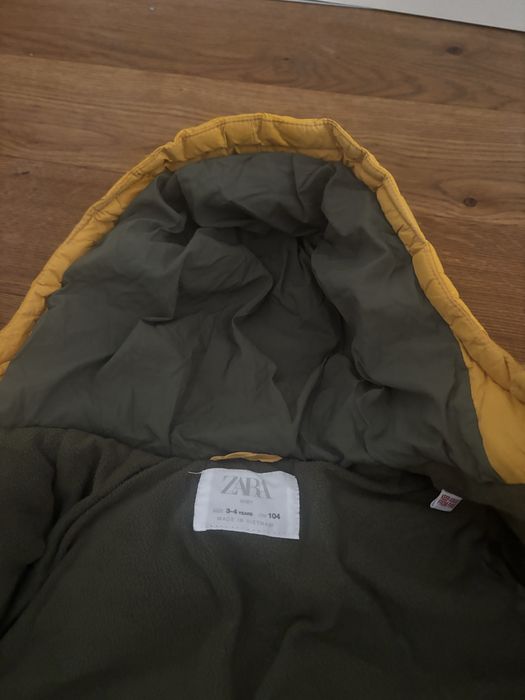Лот якета Зара, ръст 104 см, цената е за двете