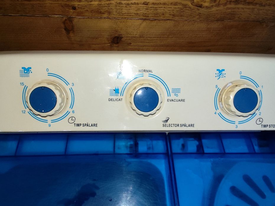 Vând mașină de spălat semiautomată