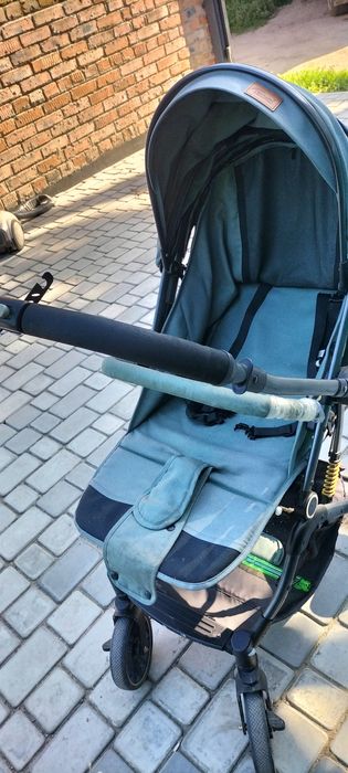 Продам хорошую коляску