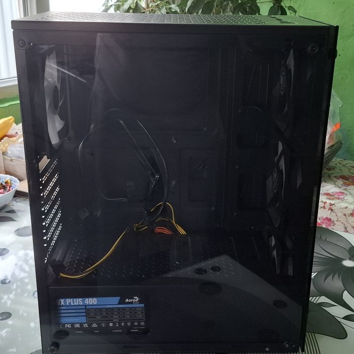 Корпус с блоком питания