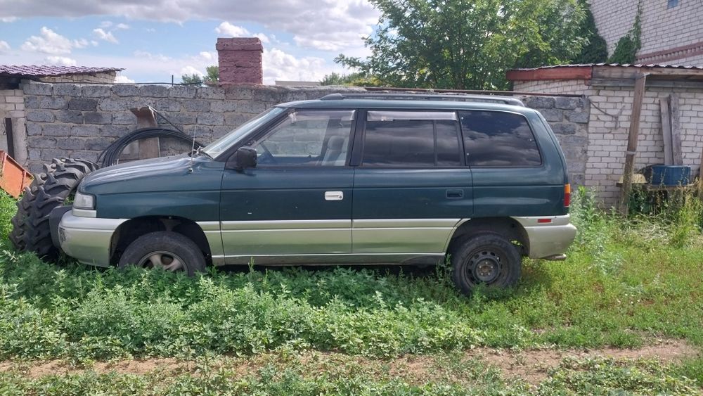Продам Mazda mpv 1996г
