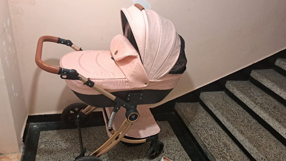 Продавам  Детска комбинирана количка  Мони 3 в 1