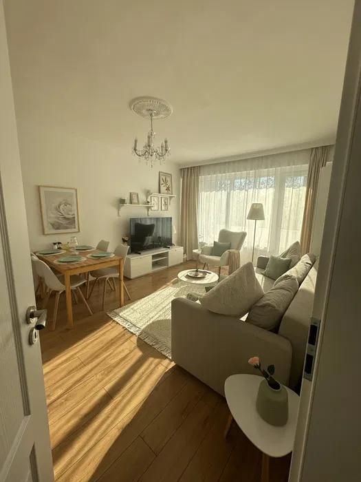 Дава се под наем Двустаен апартамент в Варна, Чайка - 65 кв.м за 623.22 € - Снимка #1