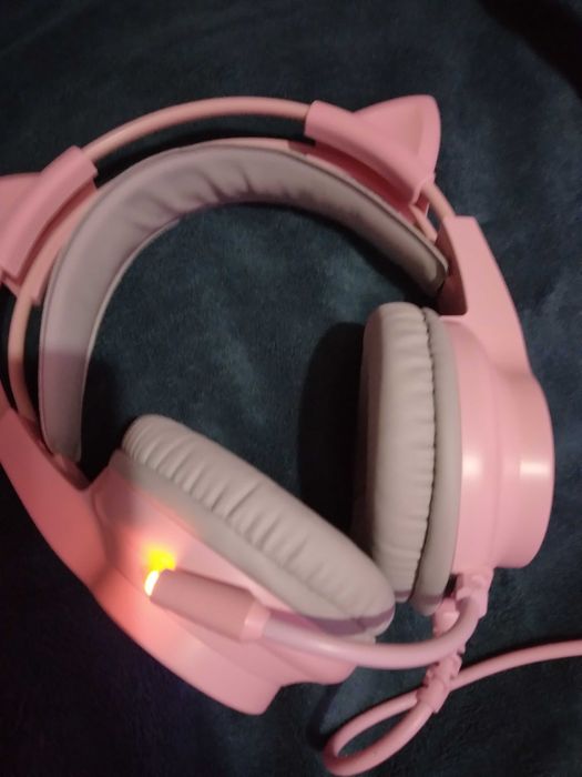 Casti de gaming roz cu urechi de pisica Baia Mare • OLX.ro
