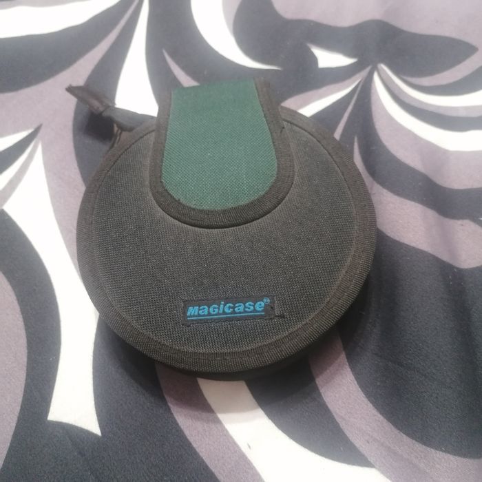 Colecție de cd-uri cu muzică veche