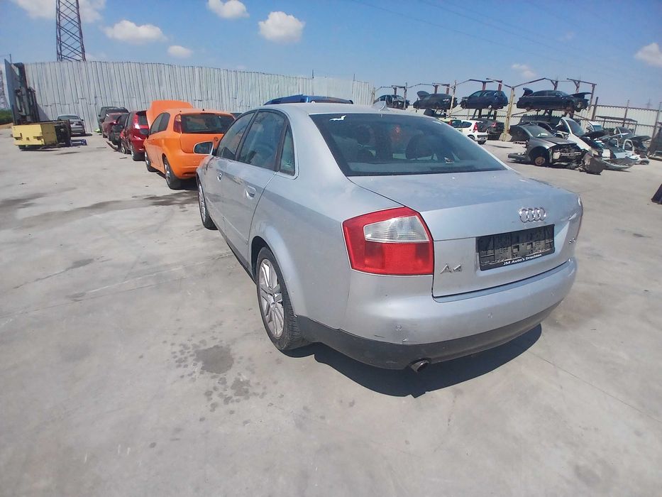 Dezmembrez audi a4 b6