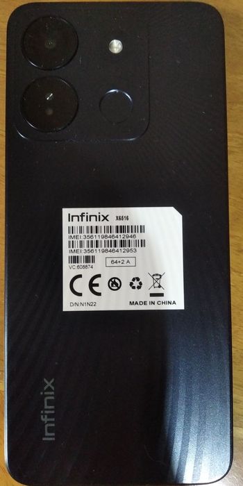 новый Infinix smart 7 Hd, 4 GB/64 gb, 2 сим карты