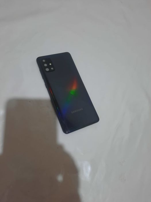 Самсунг А 71 телефон