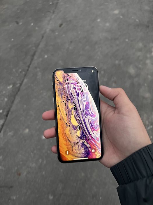 Продам айфон Х срочно