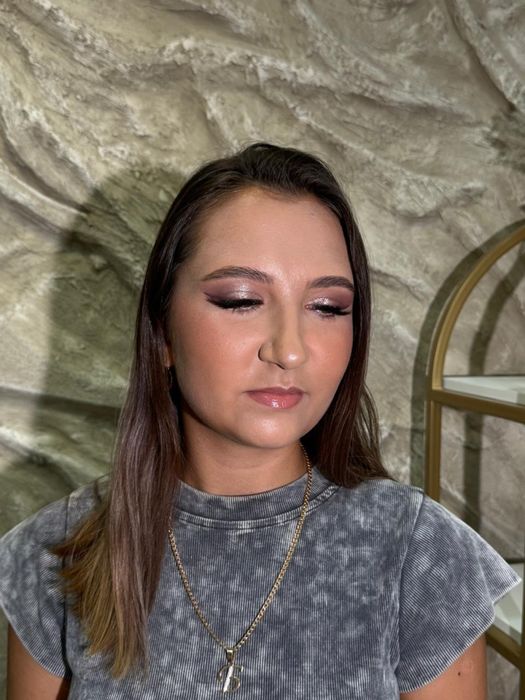 Макияж за 4500 тг