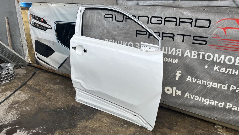 Предна дясна и предна лява врата Toyota CH-R 2016-2023