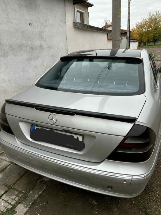 Mercedes E 270 2003 г.