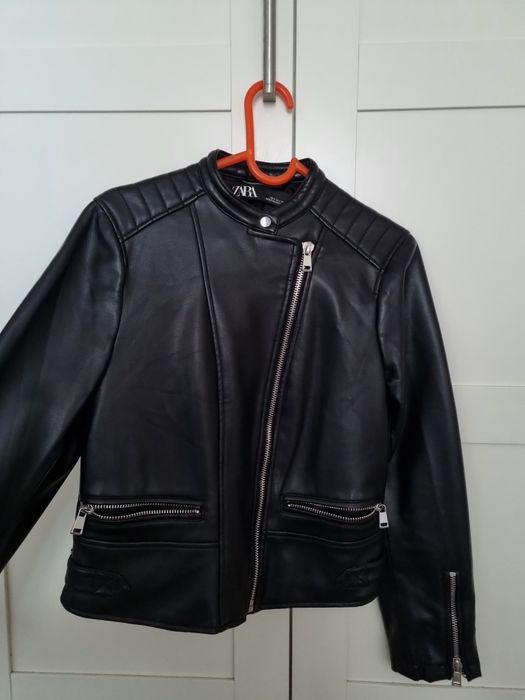 Женская кожаная куртка