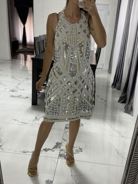 Rochie Asos scurta bijuterie