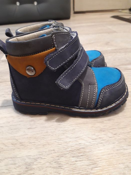 Детские ботинки 22 размер