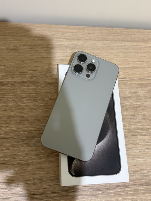 iPhone 15 pro max 256GB