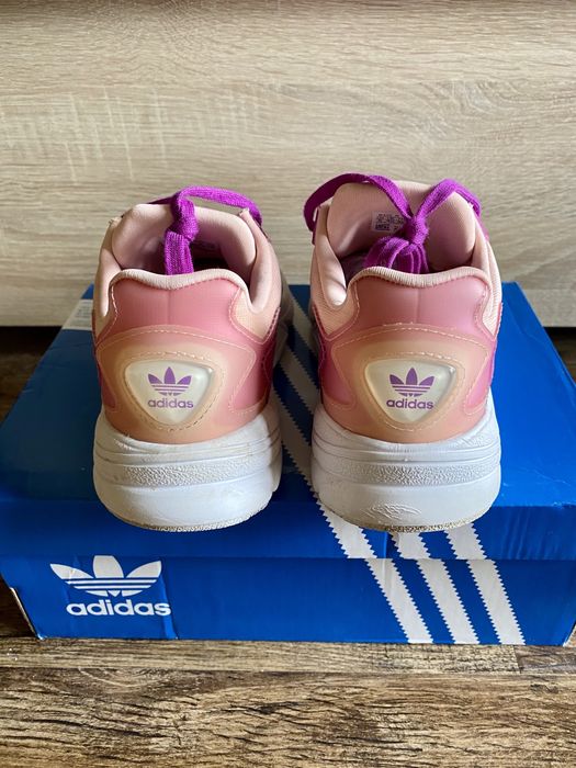 Adidas Falcon 36 og box