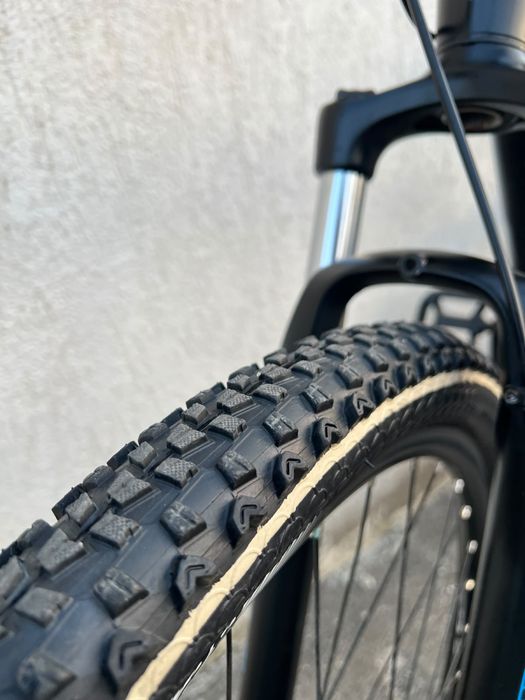 Bicicleta Mtb Giant Atx 2 27.5” ( Frane pe disc )