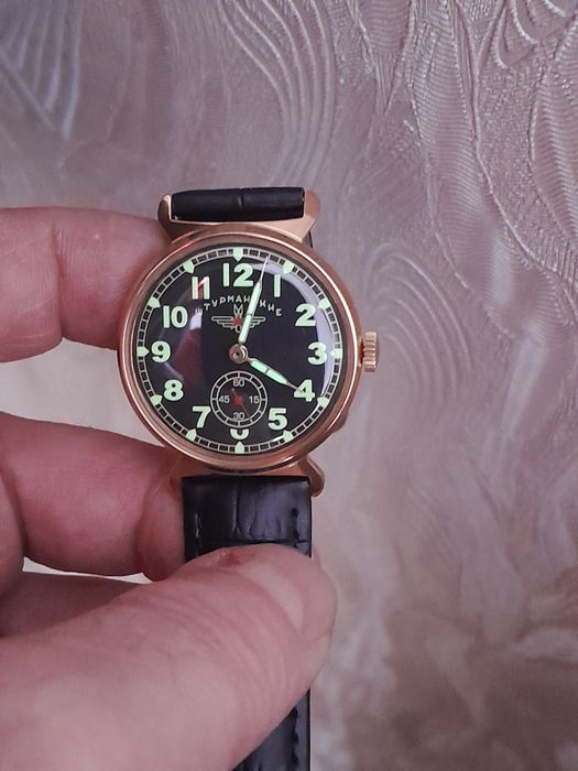 Продам позолоченные часы СССР