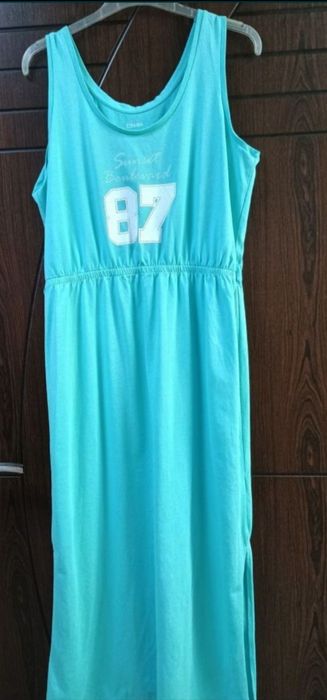 Нови рокли Л-ХЛ размер