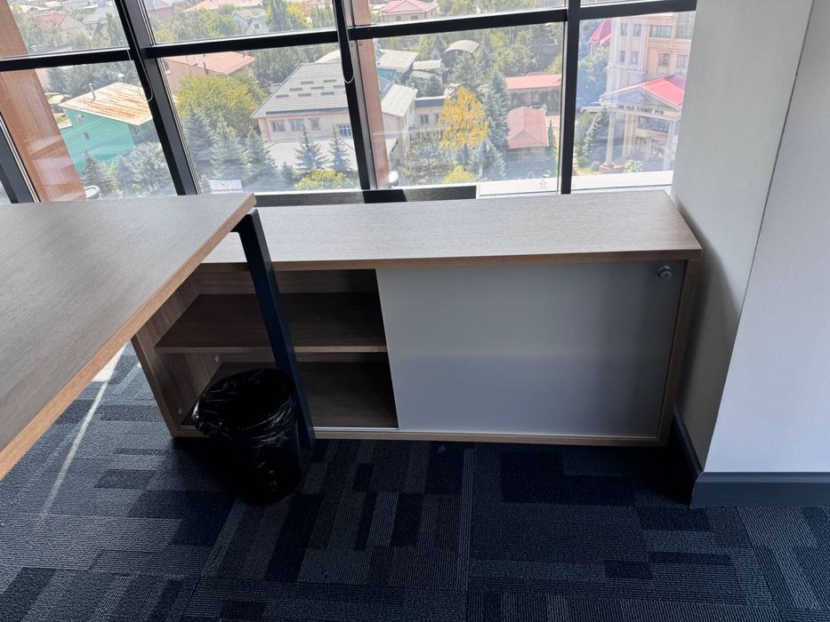 Офисный стол+тумба