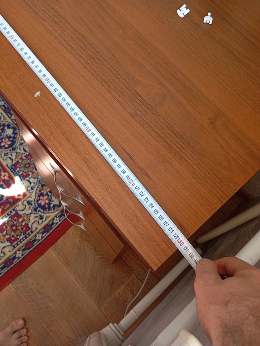 Современный письменный стол с тумбочкой