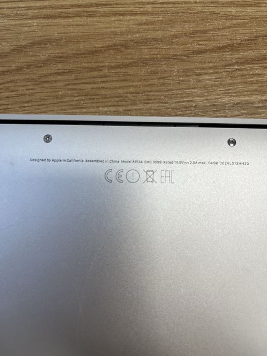 Macbook 12 inch i7
