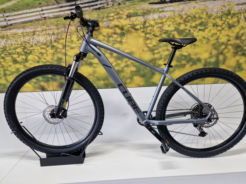 Vand Cube Aim Race M/29