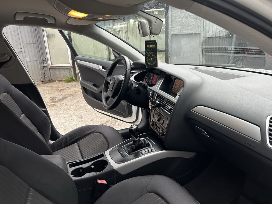 AUDI A4 2011 — imagine 5