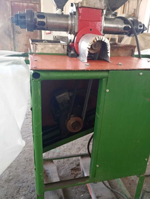 Prese ulei la rece tip Stimel cu 2 capete si filtru de ulei