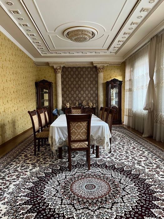 Ховли Сергелида 8,5 соток + 2,0 соток захват. Маьруф-Ота жоме масжиди