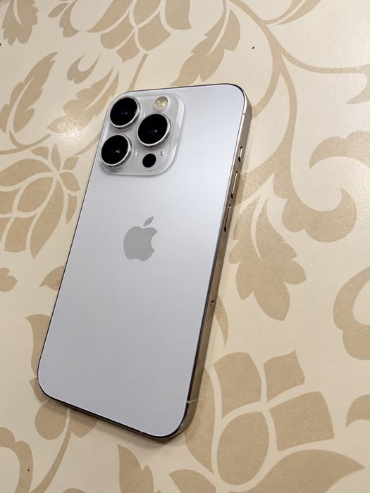 Iphone 15 Pro 256 G silver