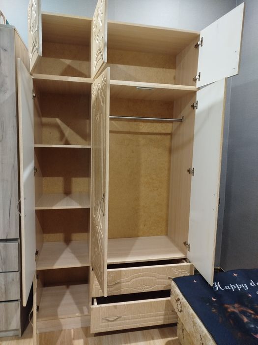 Шкаф для  одежды