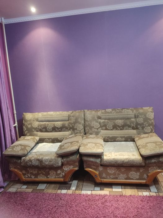 Продам современные кресла .