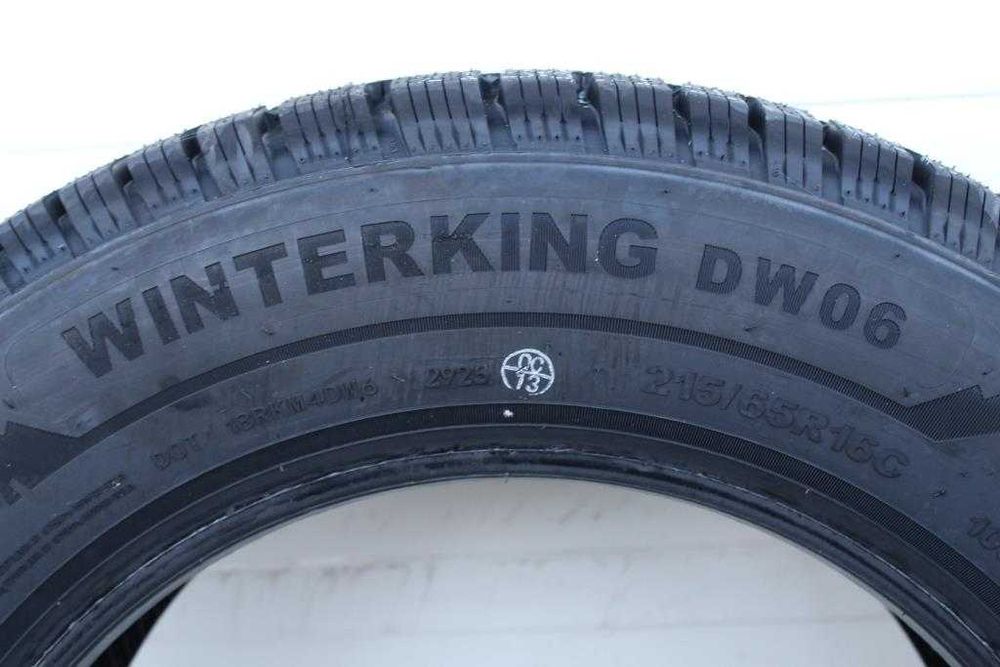 Anvelope iarna noi 215/65R16C, 109/107R, Doublestar