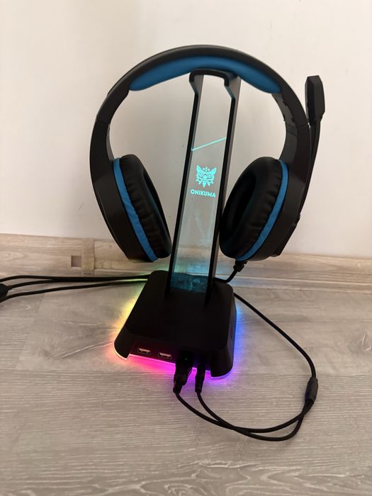 Casti gaming RGB surround noise cancelation si/sau suport RGB casti