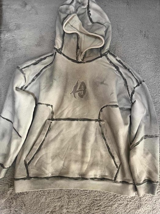 Продавам рядки дрехи на luda