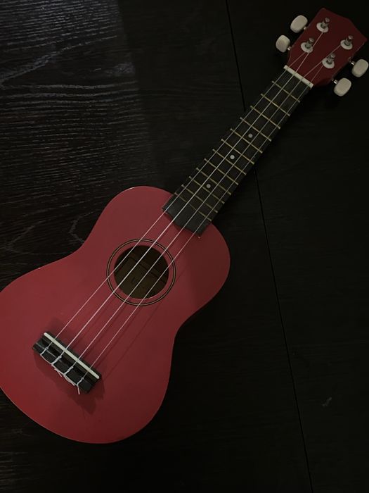 УКУЛЕЛЕ сопрано | в красном цвете